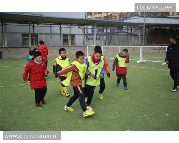 足球活动记录与分析：提升团队合作与个人技能的有效策略与方法